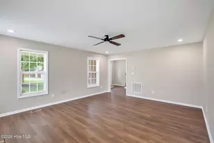 200 Bear Creek Dr, Raeford, NC 28376 - Photo 3
