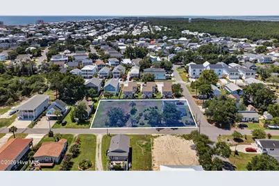 417 Spartanburg Avenue, Carolina Beach, NC 28428 - Photo 3