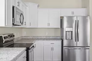 208 Broadleaf Dr, Jacksonville, NC 28546 - Photo 17