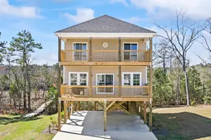 208 Broadleaf Dr, Jacksonville, NC 28546 - Photo 1