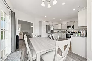 212 Windsor Run Blvd, Jacksonville, NC 28546 - Photo 11