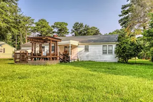 111 Pineview St, Havelock, NC 28532 - Photo 13