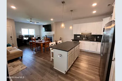 1409 B Dorset Drive, Greenville, NC 27834 - Photo 9
