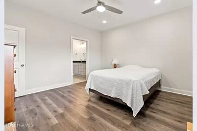 1409 B Dorset Drive, Greenville, NC 27834 - Photo 17