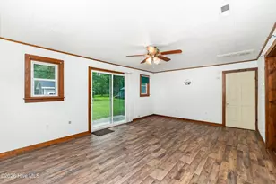 1815 W Main Ext, Elizabeth City, NC 27909 - Photo 11
