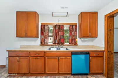 1815 W Main Ext, Elizabeth City, NC 27909 - Photo 9