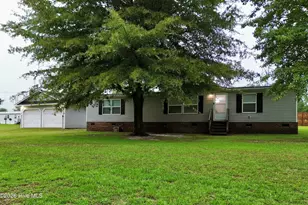 801 S Old Wire Rd, Red Springs, NC 28377 - Photo 1