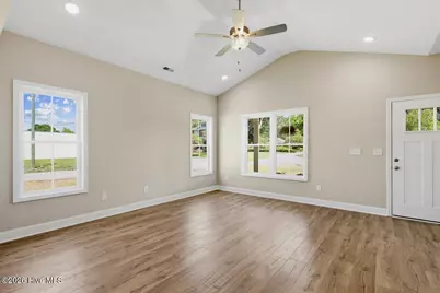 4274 Ellis Avenue, Farmville, NC 27828 - Photo 15