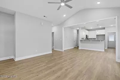 4274 Ellis Avenue, Farmville, NC 27828 - Photo 9