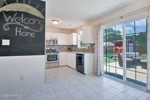 133 Parnell Rd, Hubert, NC 28539 - Photo 5