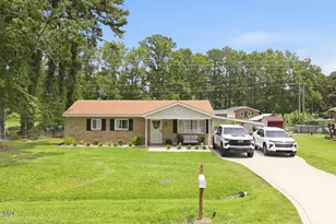 2802 Monroe Dr, New Bern, NC 28562 - Photo 3