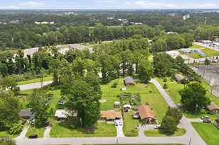 2802 Monroe Dr, New Bern, NC 28562 - Photo 43