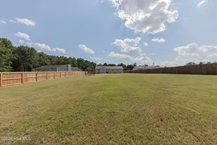 109 Lois Ct, Richlands, NC 28574 - Photo 41