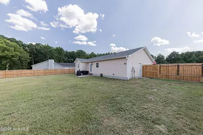 109 Lois Court, Richlands, NC 28574 - Photo 35