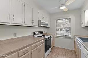 4938 Marlin Ct, Wilmington, NC 28403 - Photo 11