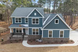 112 Callis Circle, West End, NC 27376 - Photo 1