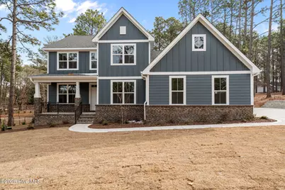 112 Callis Circle, West End, NC 27376 - Photo 5