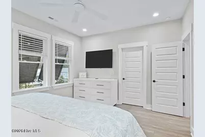 331 Live Oak Street #South, Emerald Isle, NC 28594 - Photo 9