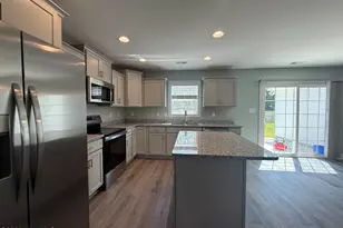 1019 Croaker Ct, New Bern, NC 28562 - Photo 11