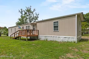 4568 Cedar Street SE, Southport, NC 28461 - Photo 3