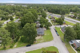 700 N Grace Ave, New Bern, NC 28562 - Photo 11