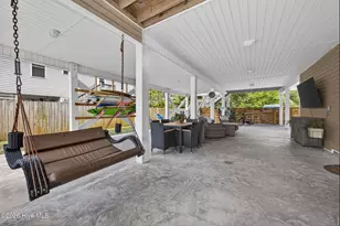 131 NE 15th St, Oak Island, NC 28465 - Photo 37