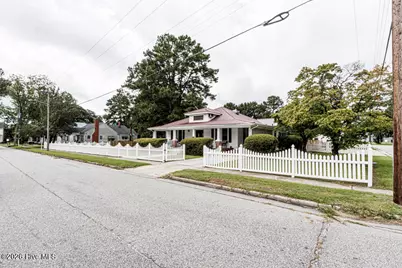 600 S Haughton Street, Williamston, NC 27892 - Photo 3