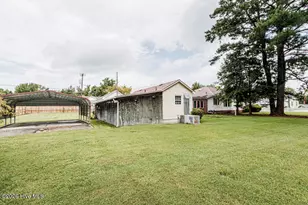 600 S Haughton St, Williamston, NC 27892 - Photo 47