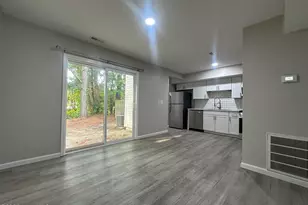 408 Myrtlewood Cir, Jacksonville, NC 28546 - Photo 9