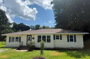 18 White Oak St, Jacksonville, NC 28540 - Photo 1