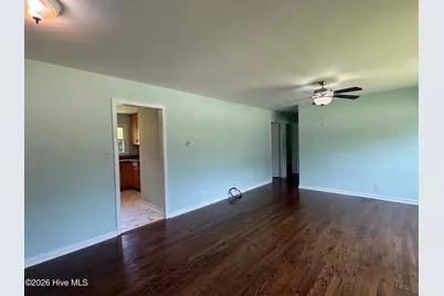 18 White Oak Street, Jacksonville, NC 28540 - Photo 5