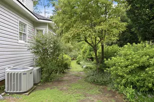 1515 Hollybriar Ln, Greenville, NC 27858 - Photo 19