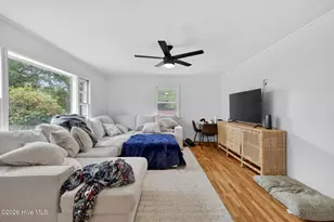 9 Castlewood Dr, Wilmington, NC 28409 - Photo 5