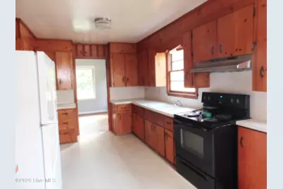 604 Everett Street, Laurinburg, NC 28352 - Photo 13
