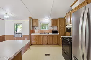 165 High School Rd, Vanceboro, NC 28586 - Photo 13