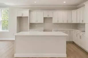 488 Longleaf Dr, West End, NC 27376 - Photo 3