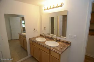 462 Snow Hill St, Ayden, NC 28513 - Photo 11