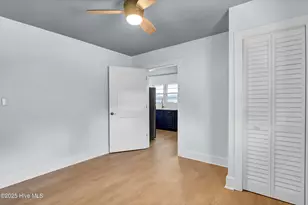 1121 S 6th St, Wilmington, NC 28401 - Photo 11