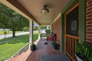 3227 S Eason St, Fountain, NC 27829 - Photo 5