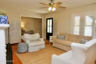514 Bank St, Washington, NC 27889 - Photo 7