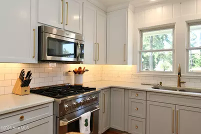 514 Bank Street, Washington, NC 27889 - Photo 11