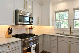 514 Bank St, Washington, NC 27889 - Photo 11