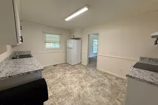 403 Thomas Dr, Jacksonville, NC 28546 - Photo 3
