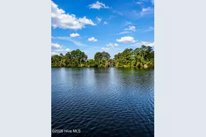 210 Shoreview Drive, New Bern, NC 28562 - Photo 15