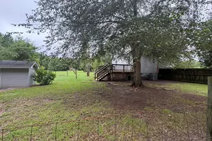 1054 Whitehall Rd, Whiteville, NC 28472 - Photo 31
