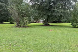 1054 Whitehall Rd, Whiteville, NC 28472 - Photo 5