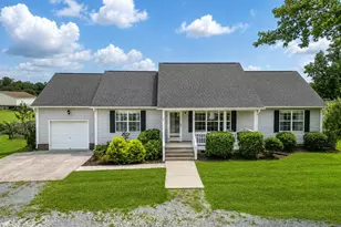 218 Oakmont Dr, Hampstead, NC 28443 - Photo 1