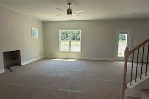 347 Thorntons Creek Dr, Erwin, NC 28339 - Photo 3