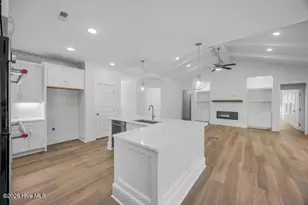 6832 Beckman Cir SW, Ocean Isle Beach, NC 28469 - Photo 11
