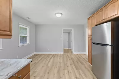 225 Lakewood Drive, Jacksonville, NC 28546 - Photo 11